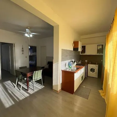 Duci Apartment, Fronte Mare *